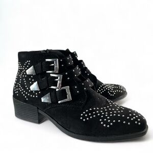 NWOT PRIMARK Black Silver Studded Pointy Toe Western Booties Boots Size 9